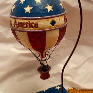 Jim Shore Above the Fruited Plain Patriotic Hot Air Balloon Home Decor Figure